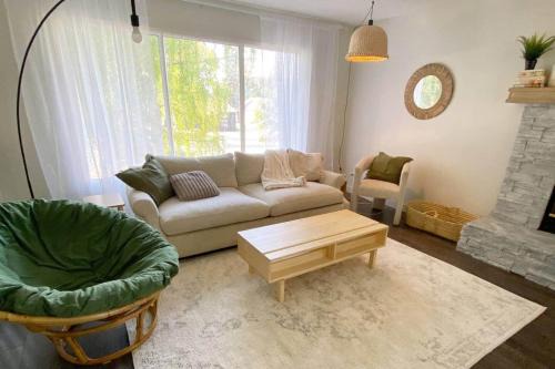 Serene Family Getaway-4Bed 3Bath | Super Location