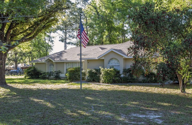 Serene, Spacious 3 Bedroom Pool Home 7 min from WEC!