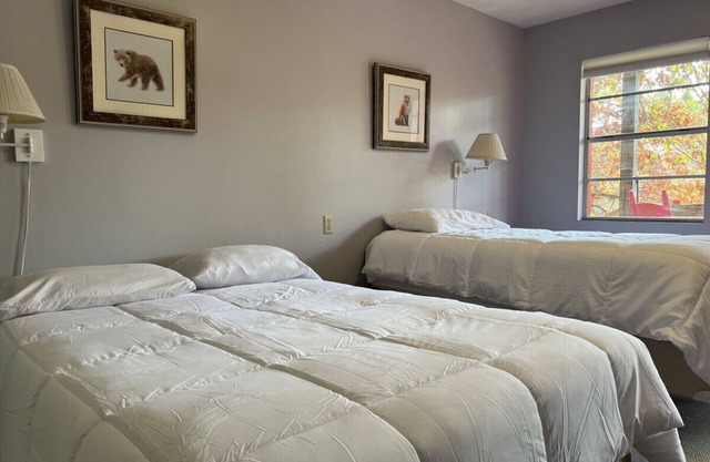 Serenity at Rock Retreat Rm 22