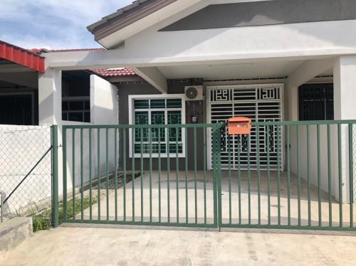 SEROJA HOMESTAY