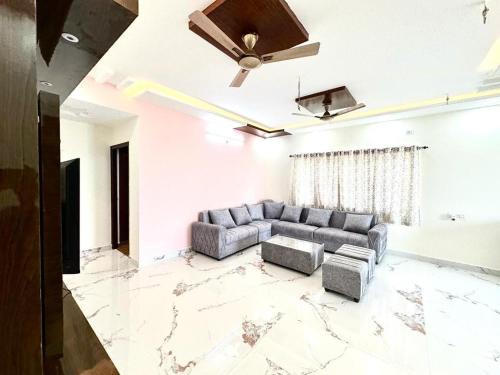 Servostay - Just Launched 3 BHK Near Madhapur With Private Parking