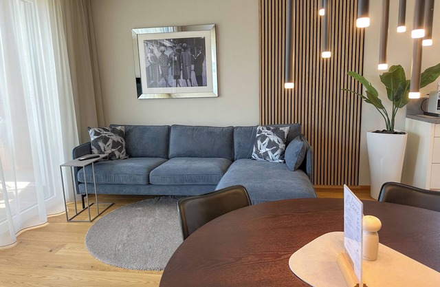 "Seven" – Premium Apartments Seekirchen, Modern 2-Bedroom Apartment with Balcony