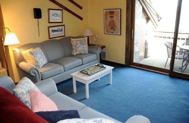 Seven Springs 3 Bedroom Standard Condo with Private Deck condo