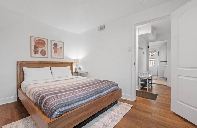 Shadyside/Pittsburgh, Modern & Stylish 1 Bedroom with Free Parking