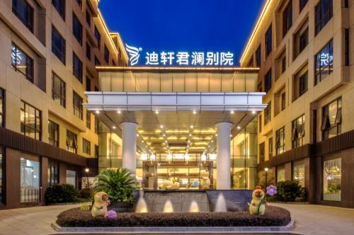 Shanghai Dixuan Junlan Resort Hotel