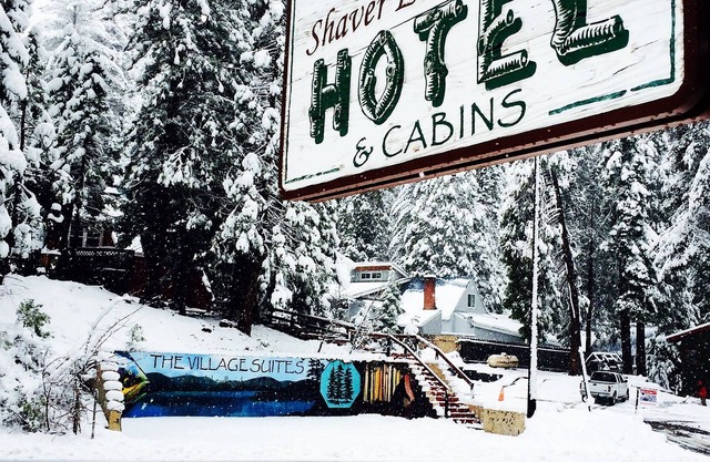 Shaver Lake Village Hotel