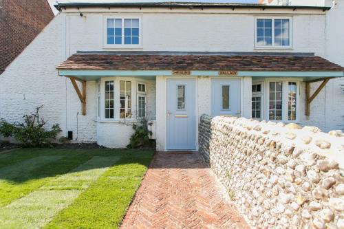 Shealing - East Wittering Fisherman's Cottage