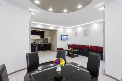 Shevchenko Residence