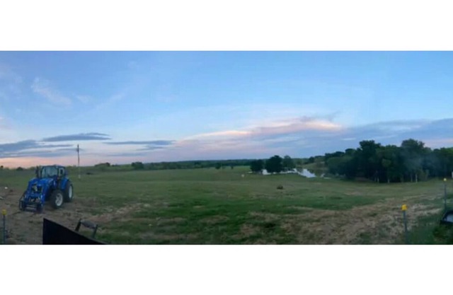 Shophouse with a View - A QUIET Taste of Country Living