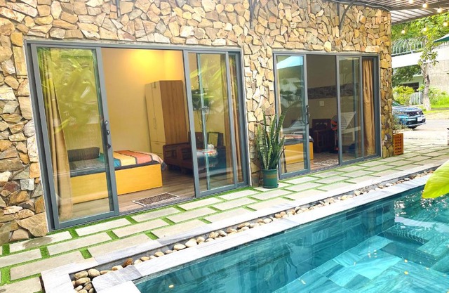 Shore Villa with Pool
