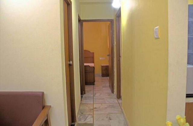 Shreeji Service Apartment 3-star hotel located in the heart of Vadodara,