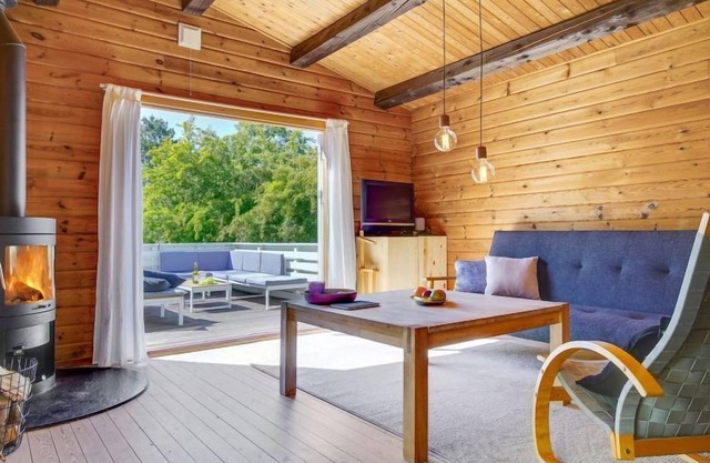 "Silke" - 400m from the sea by Interhome