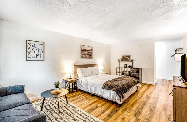 Silver Sands - Room 11