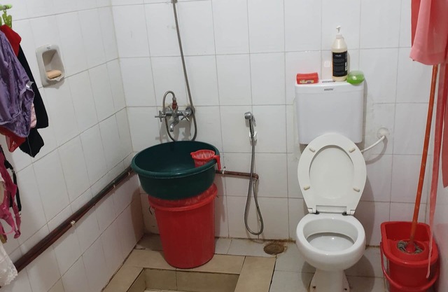 Simple, Clean warm and friendly home