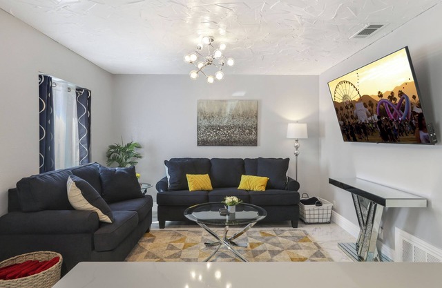 Simple Elegance - A Ryson Property