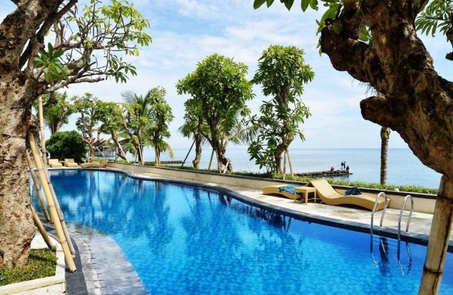 Singaraja Hotel