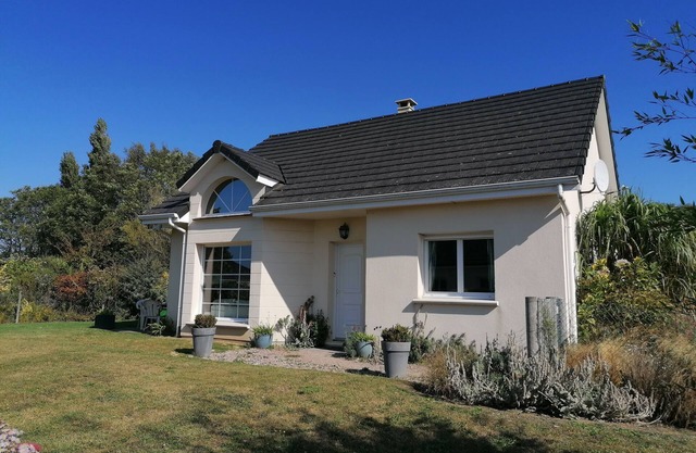 Single-storey house in the countryside, fenced plot 5min from Fécamp and Etretat