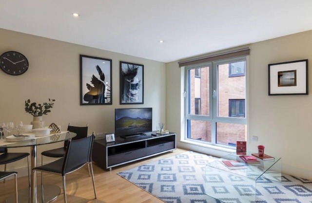 Sir John Lyon House by Interhome