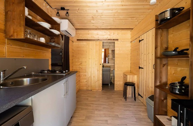 Sites and Landscapes Les Prés Hauts * - Unusual Premium Valbelle Cabin 4 people