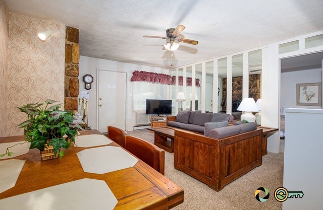 Ski/MTB/Golf Condo (#112) - Slope side | Mountain & golf course views | Walk-in access!