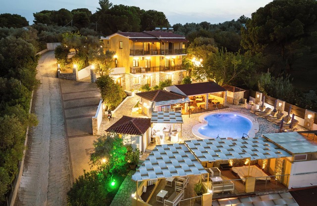 Skiathos Island Suites
