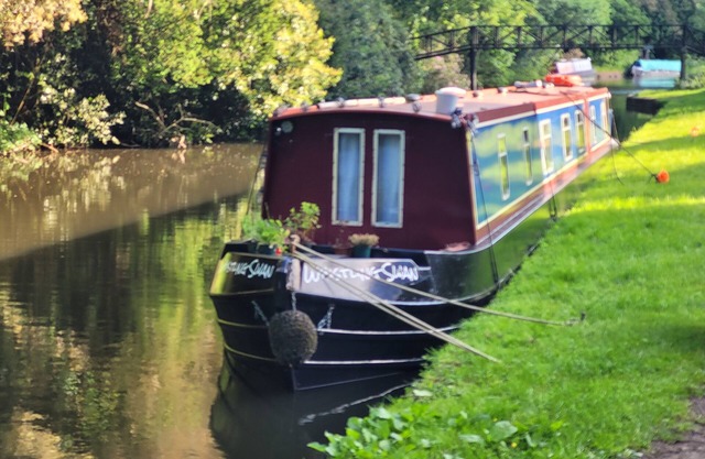 Skippered Canal Boat Holidays