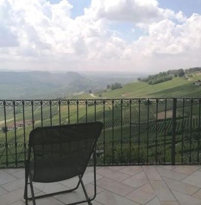 Sky & Vineyards - Melograno -