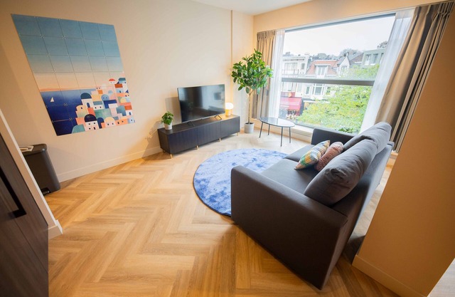 Sleek Cozy Studio KS
