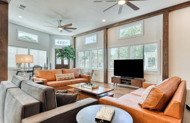 Sleeps 24 in beds - 2 Homes - Walk to RiverWalk