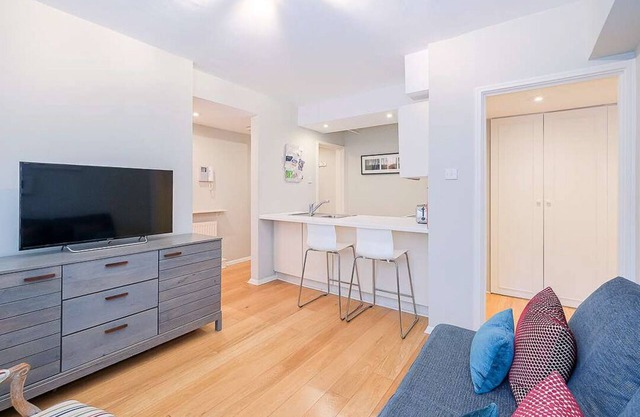 Sloane Square | Pro-Managed