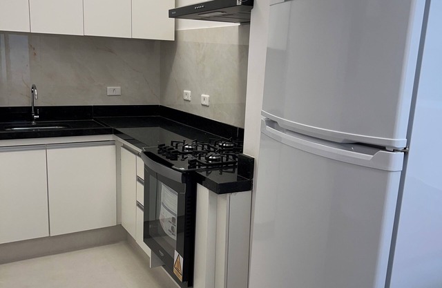 Small apartment subway paradise