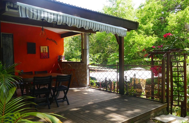 Small Creole hut, a haven of serenity 5 minutes from Carbet beach
