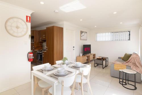 Smart Suites Self Check-in Apartments - Rocklea Station N