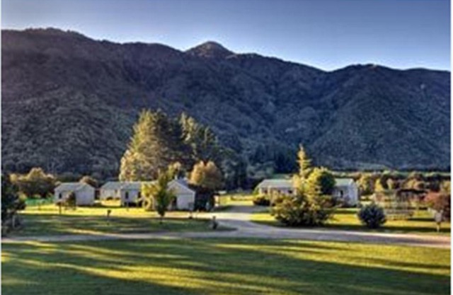 Smiths Farm Holiday Park