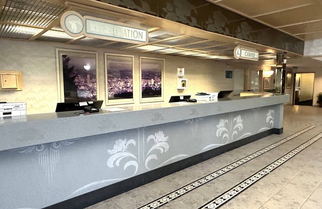 Sojourn Suites Portland Airport