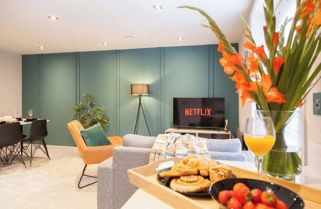 Somers Suites Apartments-Central-High Spec-Sleep 4