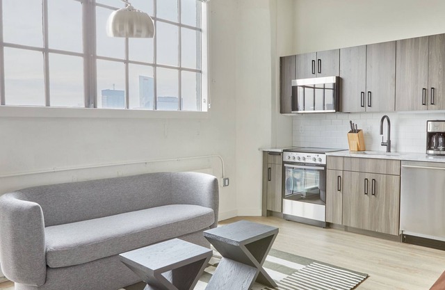 Sonder The Tidewater | One-Bedroom Apartment