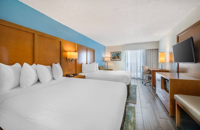 Soothing Ocean View Room, Central to Daytona's Attractions & Nightlife