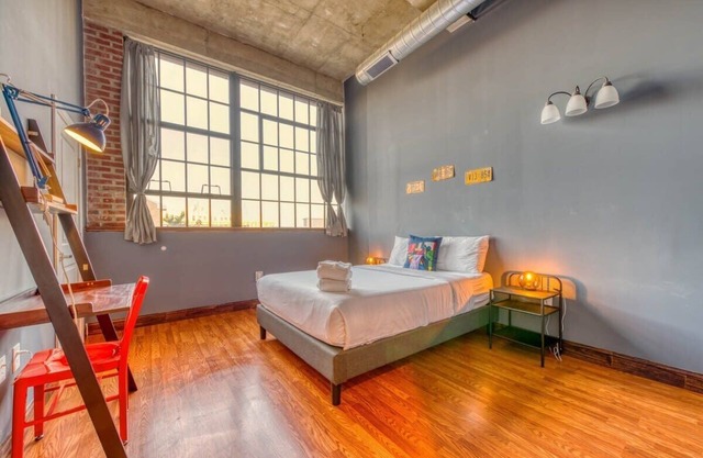 Sosuite | 2BR Apt w W/D, Gym, On-Site Restaurant