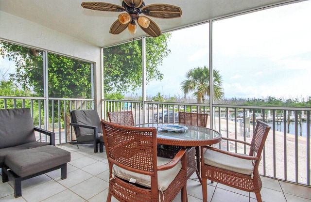 South Seas Bayside Villa 4102