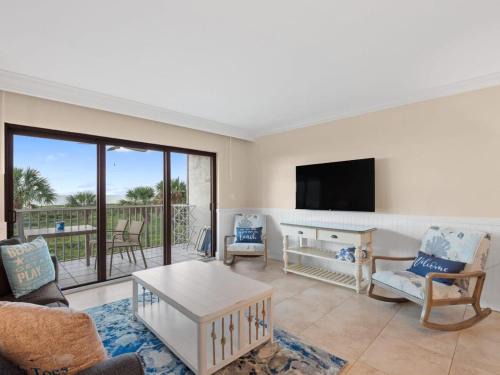 South Seas Beach Villa 2426 - Stunning Beachfront Residence