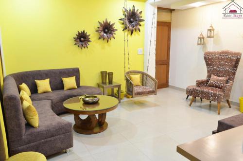 Spacious 2BHK prime location with big Livingroom 8