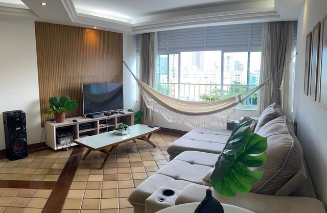 Spacious 3/4 apartment in Salvador, exclusive carnival close to the Barra/Ondina circuit