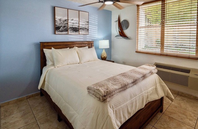 Spacious 3-bedroom apartment with WiFi, AC in beautiful Cabo Rojo