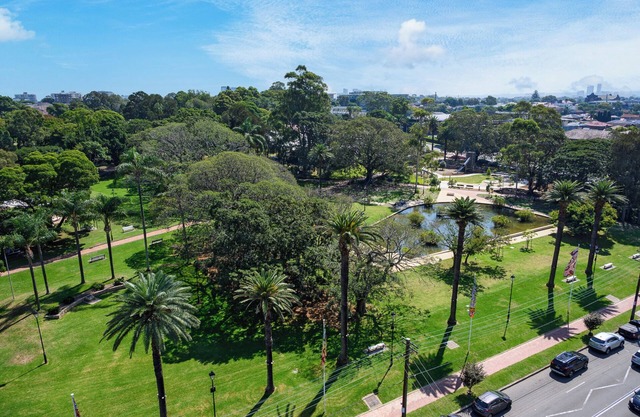 Spacious 3-bedroom apartment with AC, fitness room in amazing Sydney at Burwood