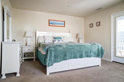Spacious 3-Bedroom Ocean Block Townhome in Ocean City Steps from the Beach & Attractions