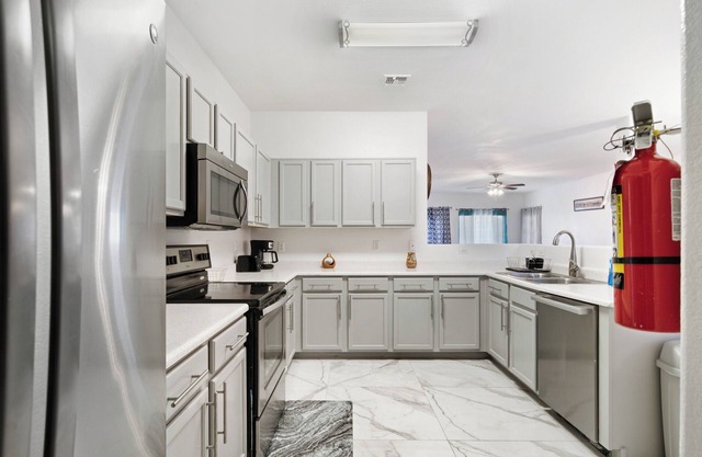 Spacious 5-bedroom family house in Phoenix