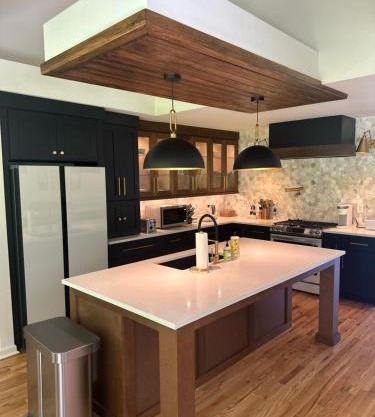 Spacious 5 bedroom house in charming Stone Mountain