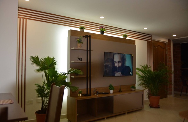 Spacious and modern downtown apartment with breathtaking mountain views