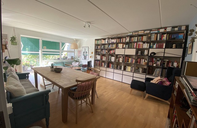 Spacious and sunny apartment in Copenhagen